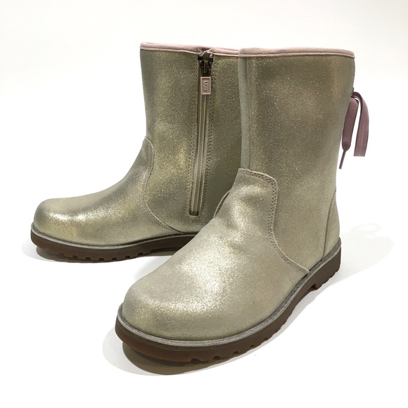 UGG CORENE METALLIC SATIN LACE BOOT -SOFT GOLD SUEDE -YOUTH US 5 -NEW - Picture 5 of 8